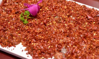 女生来月经可以吃辣不（女生来月经可不可以吃辣的）