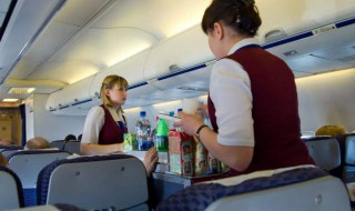 240斤能坐飞机吗（200斤坐飞机）