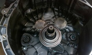 五菱宏光变速箱油封能换住吗 五菱宏光变速箱油封能换住吗多少钱