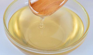 蜂蜜水放多少蜂蜜（每天一杯蜂蜜水放多少蜂蜜）