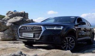 奥迪q73.0t机油压力传感器在什么位置（奥迪q7机油压力感应塞在哪）