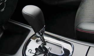 d档猛烈追尾伤变速箱吗 d档追尾会损坏变速箱吗