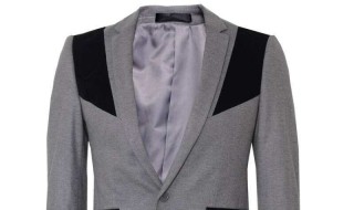 男士灰外套和黑裤子搭配吗 男士灰外套和黑裤子搭配吗好看吗