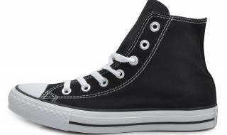 高帮鞋怎么快速穿进去（高帮鞋如何快速穿上）