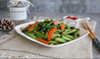 芦笋的味道和什么相似（芦笋的味道可以用哪些词语来形容?）