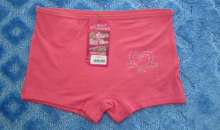 女式平脚安全短裤怎么剪（女式平脚短裤怎样裁与缝）