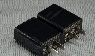 充电器的接口掉进油里怎么办 充电器头掉进油里还能用吗