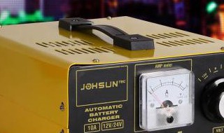 充电机电流怎么调节 全自动保护快速充电机电流怎么调节