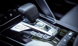 比亚迪秦的档位怎么使用（比亚迪秦档位图）