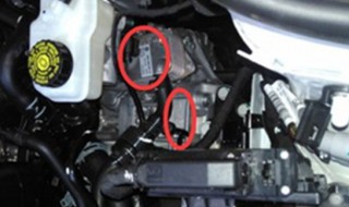 polo车的发动机号在哪儿 大众polo发动机号在哪个位置图片