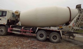 水泥罐车有几个机油滤芯 铲车有几个机油滤芯