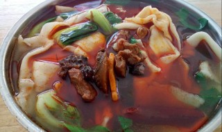 羊肉板面做法窍门 羊肉板面的做法和配料窍门