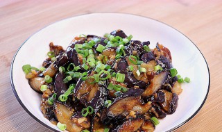 蚝油茄子鸡丁(耗油茄丁)