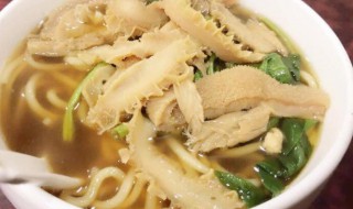 菠菜牛肚面（牛肚和菠菜）