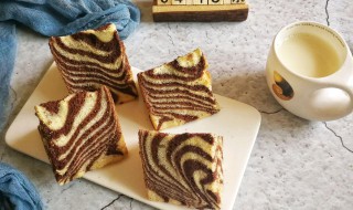 斑马纹戚风蛋糕的做法 斑马纹蛋糕做法视频