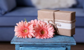 结婚纪念日礼物十周年(结婚10周年纪念礼物)