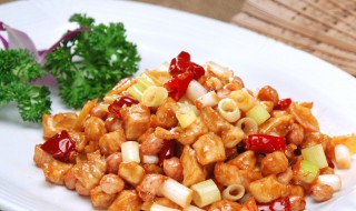 家里宫保鸡丁怎么做 家庭版的宫保鸡丁做法