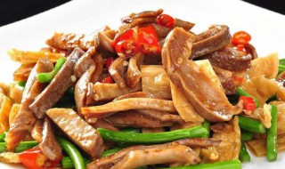炒爽滑肚球（炒爽肚的做法）