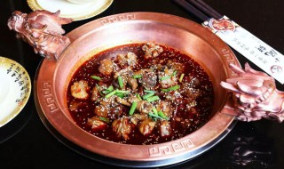 干鸡火锅怎么做好吃（干鸡火锅的做法）