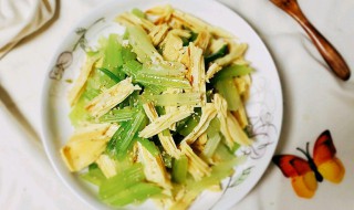 香拌芹菜做法窍门（香芹的做法大全凉拌）