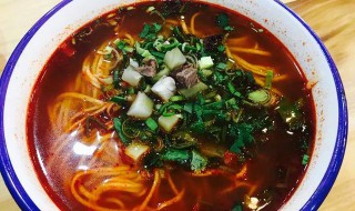 红汤面的做法窍门（汤面的红汤怎么做视频）