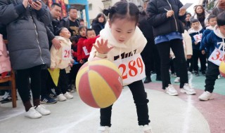 锻炼幼儿拍球的正确方法 锻炼幼儿拍球的正确方法有哪些