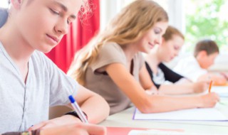 铜雀春深比喻人什么（铜雀春深寓意什么）