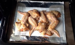微波炉烤鸡翅要锡纸吗 微波炉如何烤鸡翅