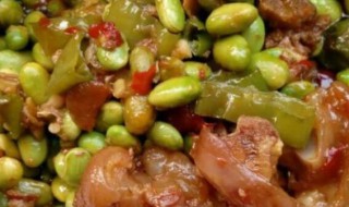青豆焖猪手(青豆焖猪蹄)