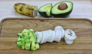 香蕉牛油果的做法 香蕉牛油果功效与作用