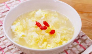 鸭蛋银耳羹 鸭蛋银耳汤的做法大全