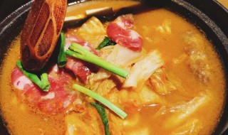 黑豆腐泡菜锅（韩国泡菜豆腐锅的做法）