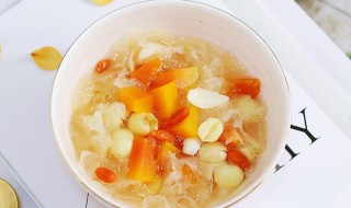 马蹄银耳木瓜糖水 银耳马蹄糖水功效