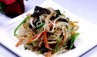 什锦素炒米线（素什锦米线图片）