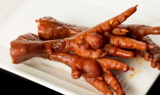 玉米炖鸡爪 玉米炖鸡爪怎么做