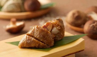 粽叶糯米鸡腿卷（粽叶糯米鸡的做法大全）