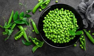 豌豆小鸡米（小豌豆鸡蛋汤的做法）