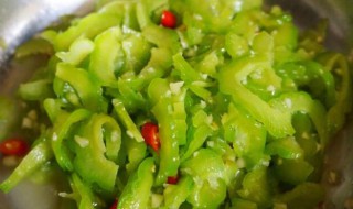 熏干拌苦瓜 苦瓜干做法