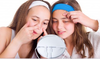 长痘痘用什么方法解除（长痘痘用什么方法解除皮肤）