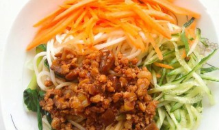 豆腐炸酱双色面（豆腐炸酱的做法）