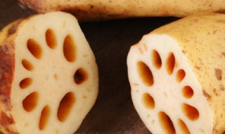 沙爹滑肉炒藕片