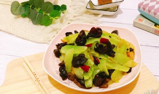木耳莴笋炒肉片(木耳莴笋炒肉片图片)