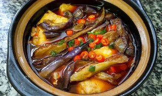 茄子豆腐煲的家常做法（茄子豆腐煲的家常做法窍门）