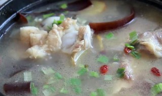 猪大骨头怎么炖有营养又好吃（猪大骨头怎么炖有营养又好吃视频）