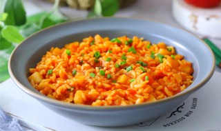 糖醋土豆炒饭怎么做（糖醋土豆炒饭怎么做视频）