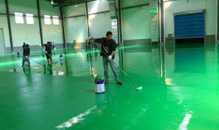 刷地漆的正确方法 刷地漆的正确方法视频