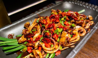 鱿鱼花的烹饪方法（鱿鱼花的烹饪方法有哪些）