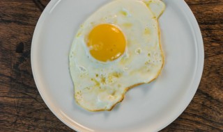 做鱼香煎蛋的方法（鱼香煎蛋的家常做法）