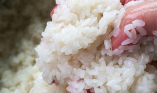 蒸米上的甜汁怎么做（饭店蒸甜米怎么做的）