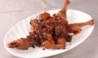 香辣脆皮鸭怎么做（香辣脆皮鸭怎么做才好吃）